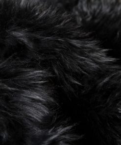 100% New Zealand Sheepskin Octo Rug 7'x6', Black